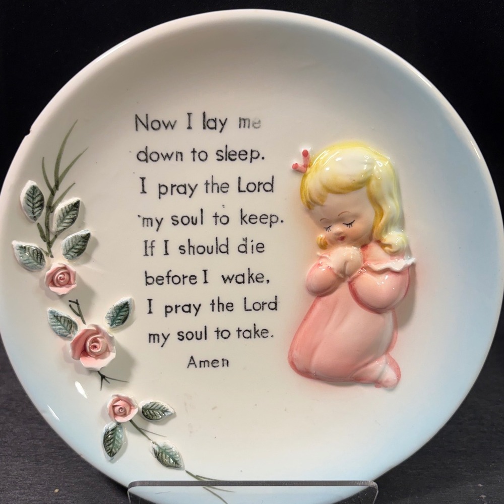 Vintage Lefton 3215 Now I Lay Me Down To Sleep Girl Prayer Wall Plate 6.5in